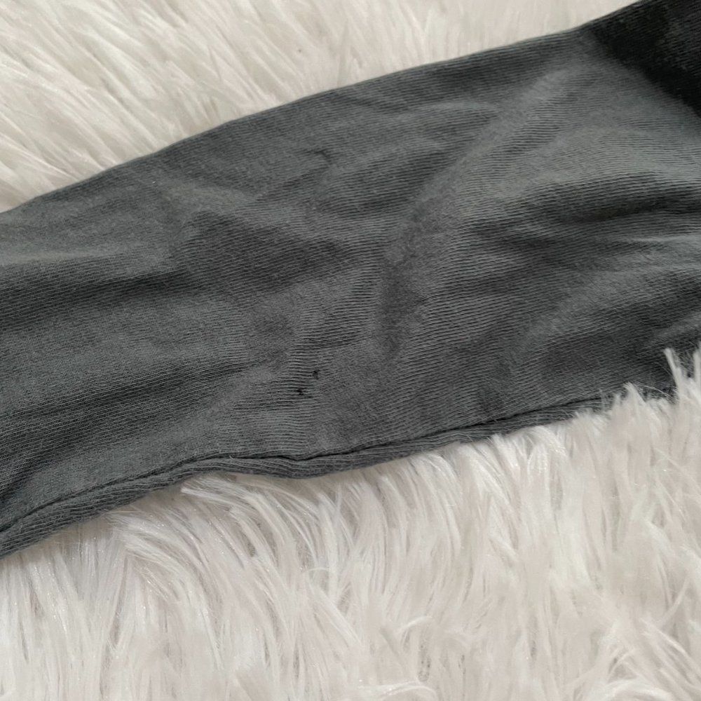 3/$10 Kids Zara x Disney Crew Neck Long Sleeve Top in Gray Size 3/4 - Picture 8 of 10